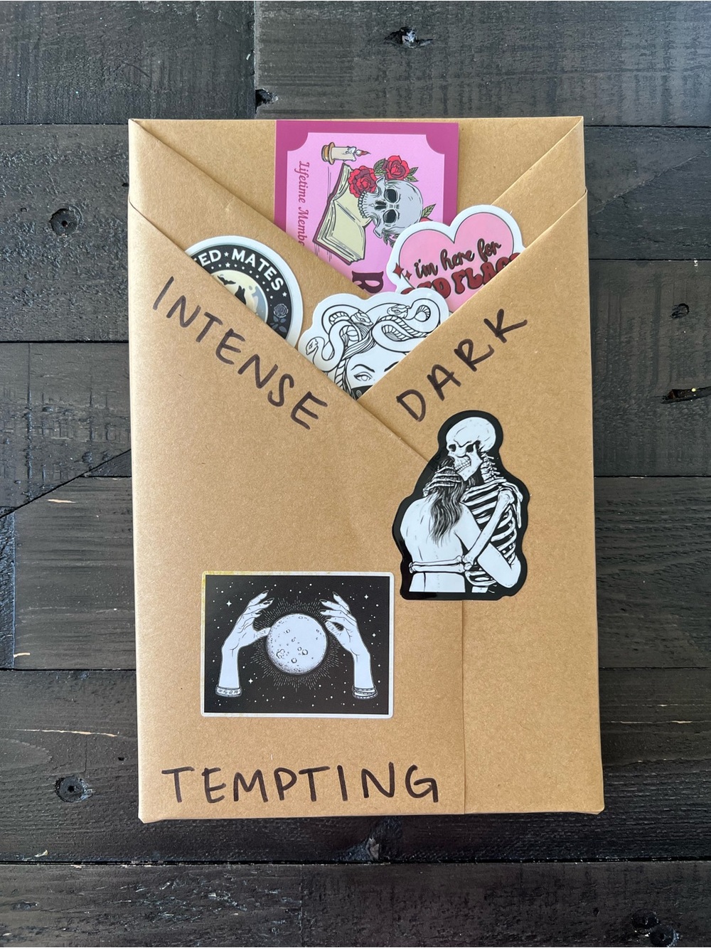 Blind Date With A Book — Dark Romance / Suspense